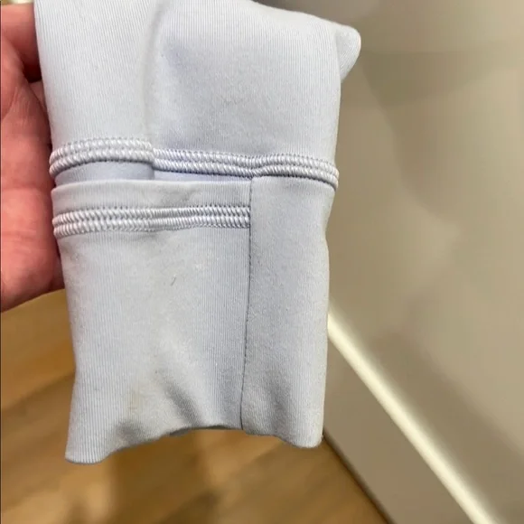 Lululemon Scuba Women's Periwinkle Jacket - Picture 3 of 3